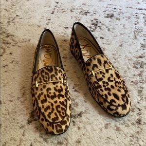 Sam Edelman leopard loafers sz 5, great condition!